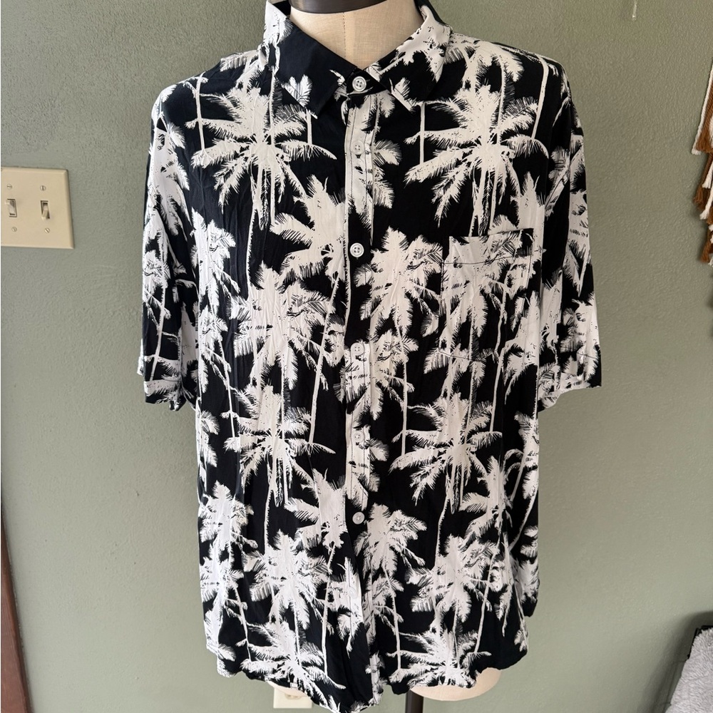 Johnny Bigg Hawaiian Palm Tree Button Down